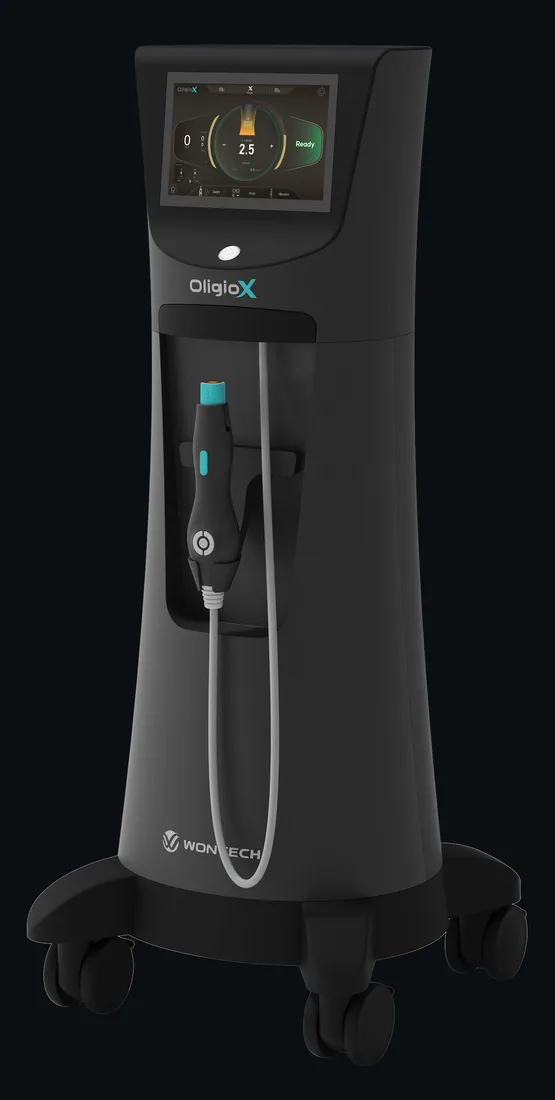 เครื่อง Oligio X ยกกระชับหน้า ที่ Zerene Clinic ใกล้ BTS บางหว้า